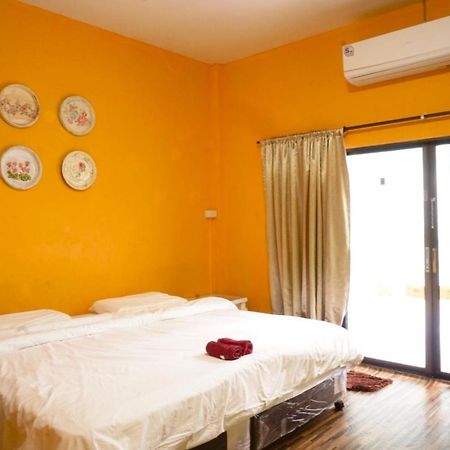 Chongrak Guesthouse Chiang Mai Buitenkant foto