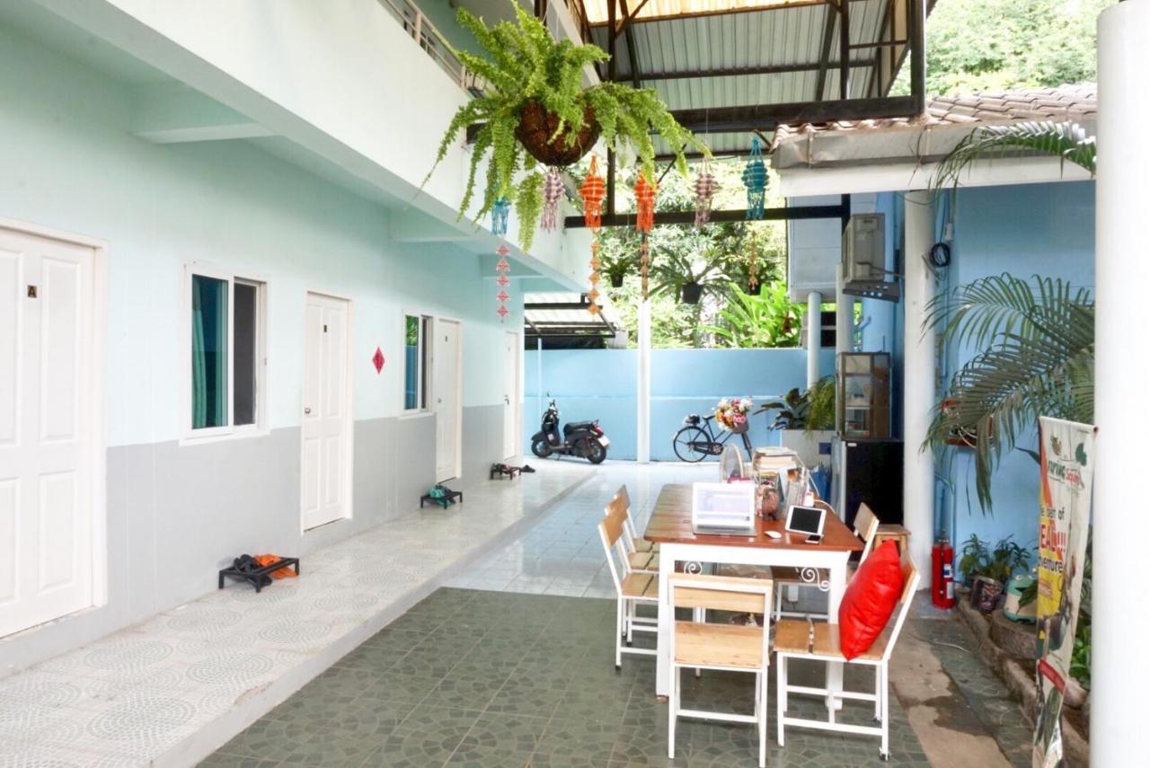 Chongrak Guesthouse Chiang Mai Buitenkant foto