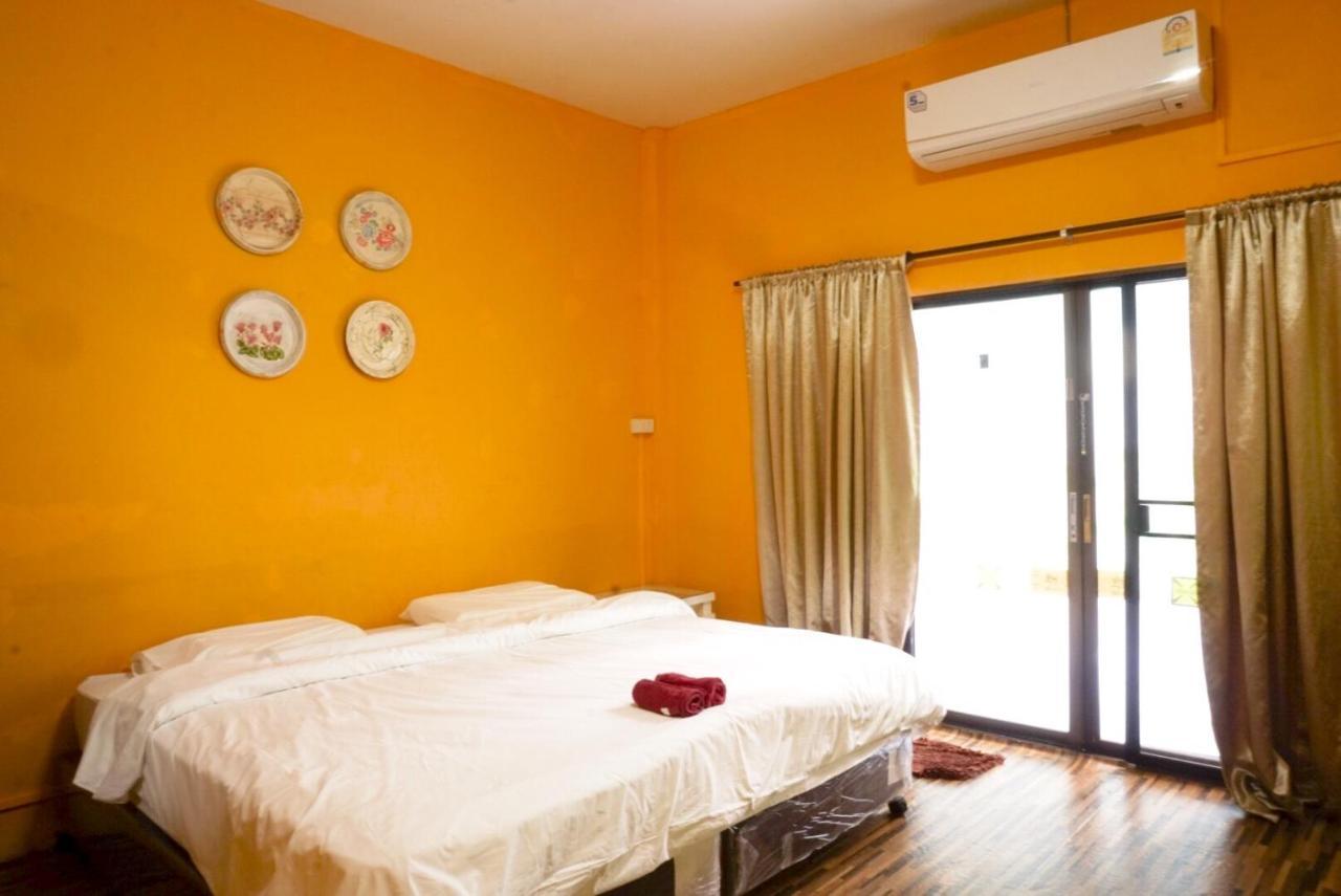 Chongrak Guesthouse Chiang Mai Buitenkant foto